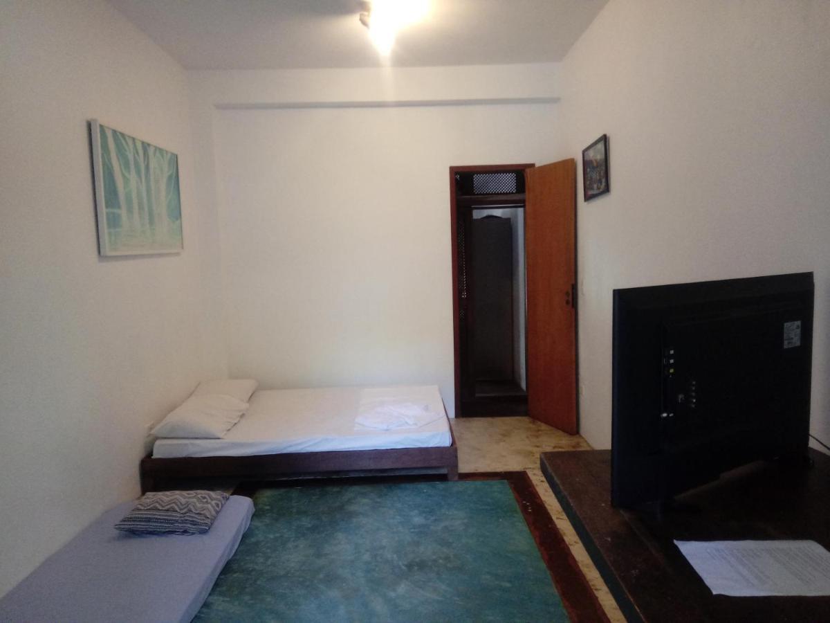 Lindas Suites A Uma Quadra Da Praia E Centro Ubatuba Εξωτερικό φωτογραφία