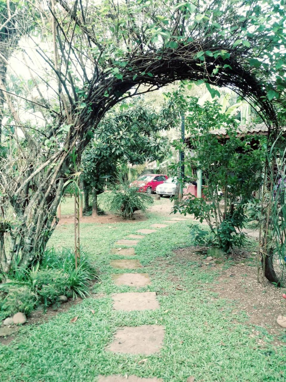 Lindas Suites A Uma Quadra Da Praia E Centro Ubatuba Εξωτερικό φωτογραφία